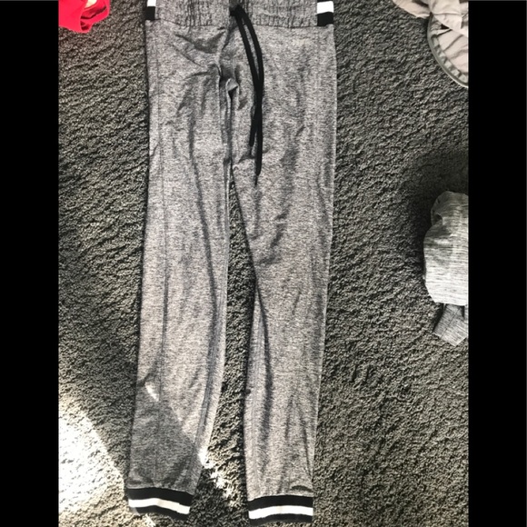 VS joggers work out pants. Shinier material - Picture 1 of 3